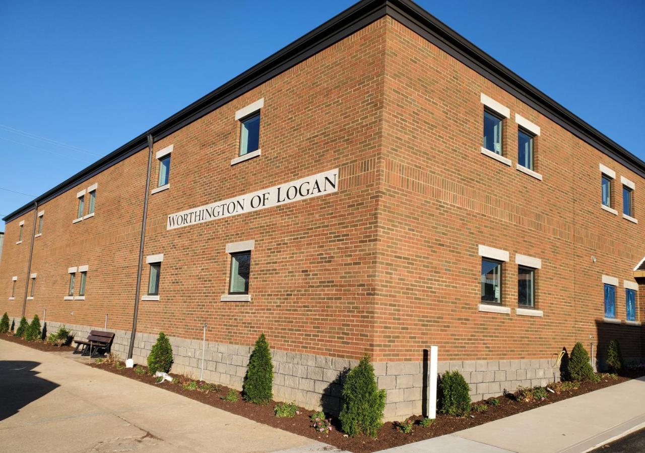 Worthington Of Logan Hotell Exteriör bild