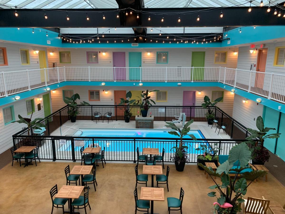 Worthington Of Logan Hotell Exteriör bild