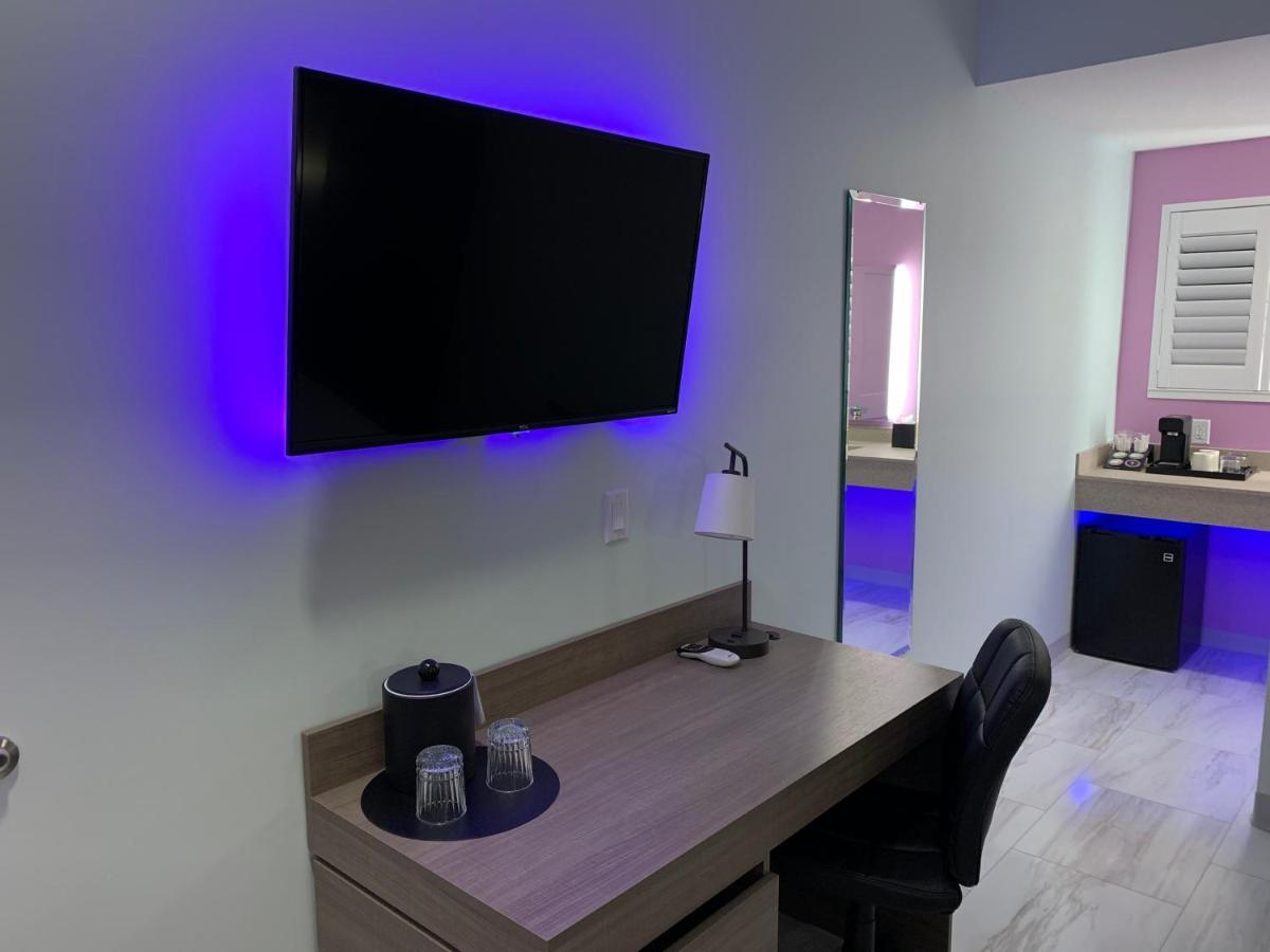 Worthington Of Logan Hotell Exteriör bild