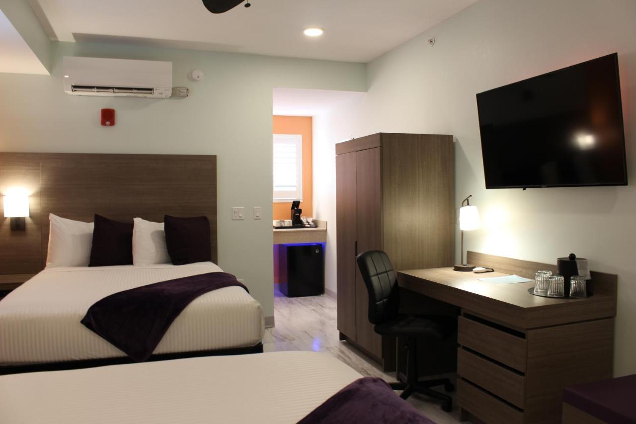 Worthington Of Logan Hotell Exteriör bild